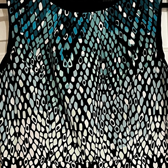 Connected Apparel Sleeveless Dress - Picture 2 of 9